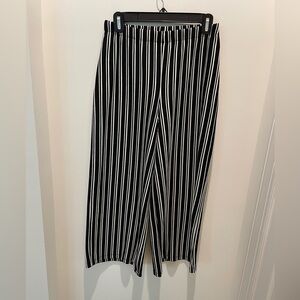 Wild Fable Black and White Striped Pants